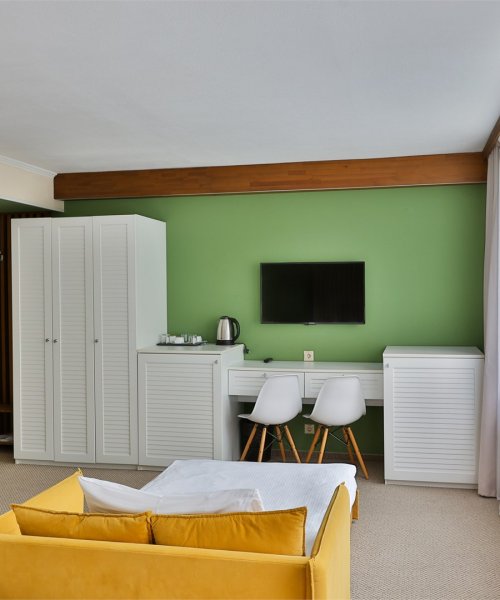 Comfort with a private terrace