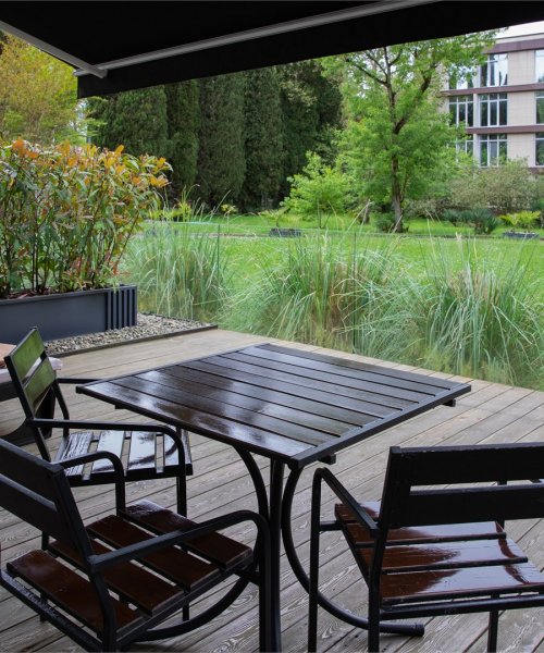 Comfort with a private terrace